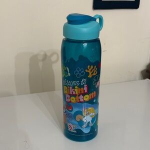 Brand new with tag Zak Blue Bikini Bottom Kids Water Bottle with Flip Cap 30 oz